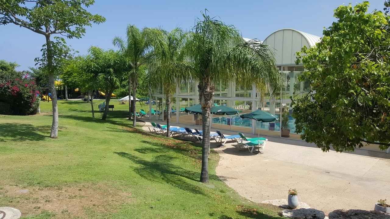 Neot Golf Caesarea Garden Apartment Kültér fotó